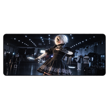 Ігровий килимок для миші та клавіатури 900&times;400 мм NieR: Automata &mdash; 2B у світлі софітів VK-NR2B-002 фото